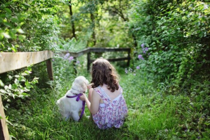 The positive effects of children growing up with a pet | SmartGreen Post |  news about the environment