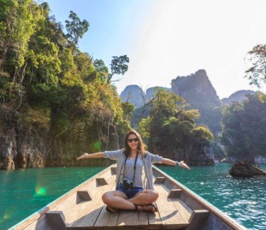 Slow tourism: traveling with emotions